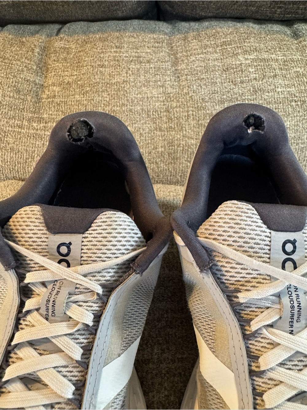On Cloudsurfer Next Women’s Glacier/White Size 8 - Picture 4 of 13